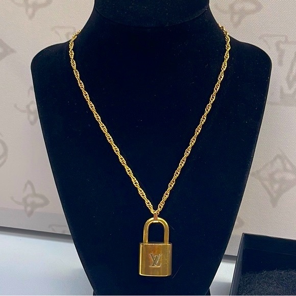 Authentic Louis Vuitton Lock & Key Necklace & Gold Tone Necklace - Picture 4 of 13